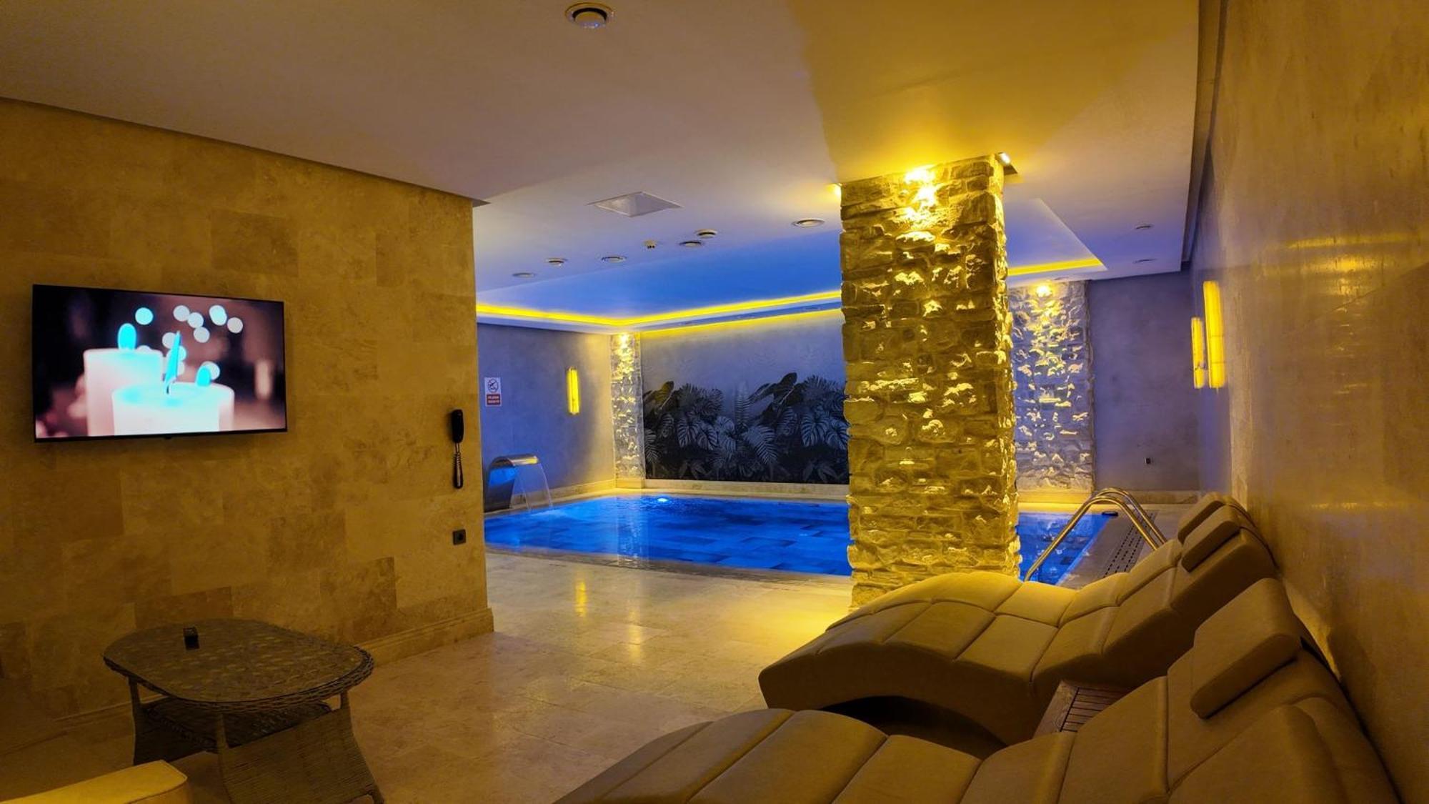 Emirtimes Hotel&Spa - Tuzla Экстерьер фото